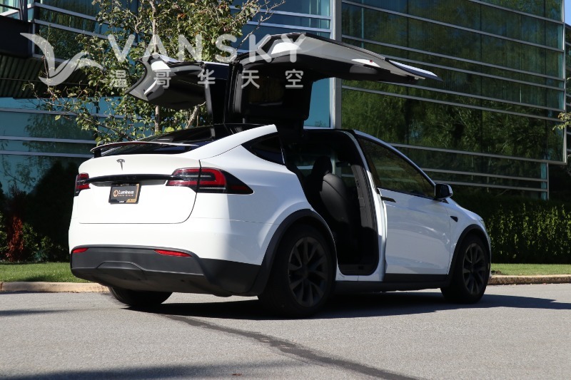 250910165500_2022 ﻿Tesla﻿ ﻿Model X﻿ ﻿All Wheel Drive White 03.JPG